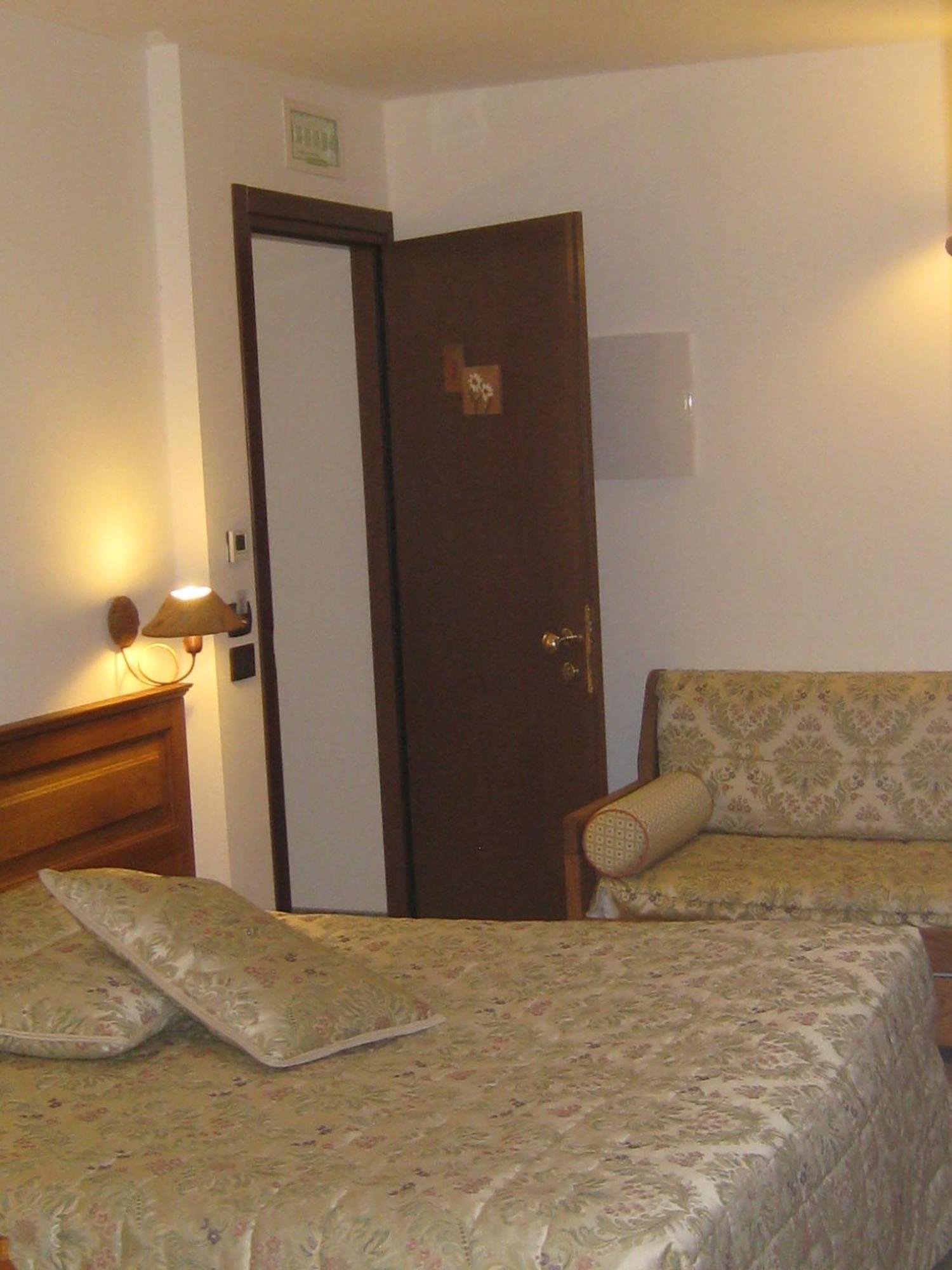 Hotel Villa Plinia 프라젤라토 외부 사진